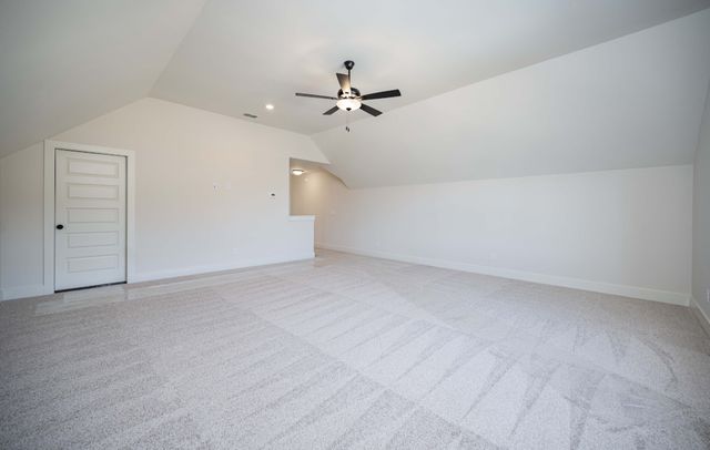 525 McGrath Dr, Smyrna, TN 37167