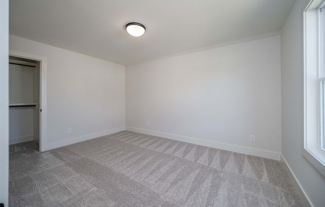 525 McGrath Dr, Smyrna, TN 37167