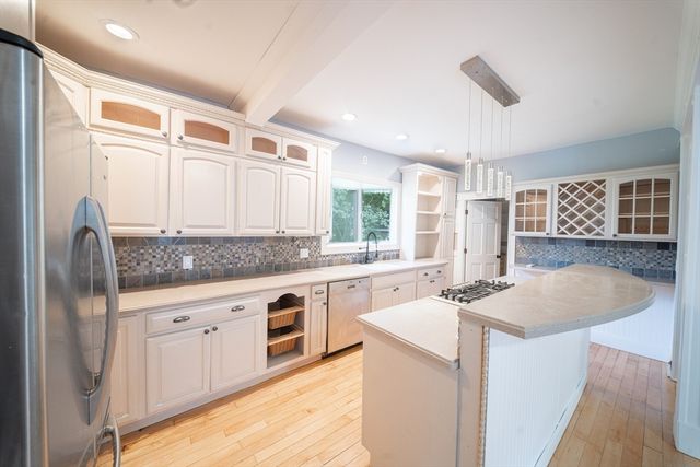 34 Dewey Ave, Braintree, MA 02184