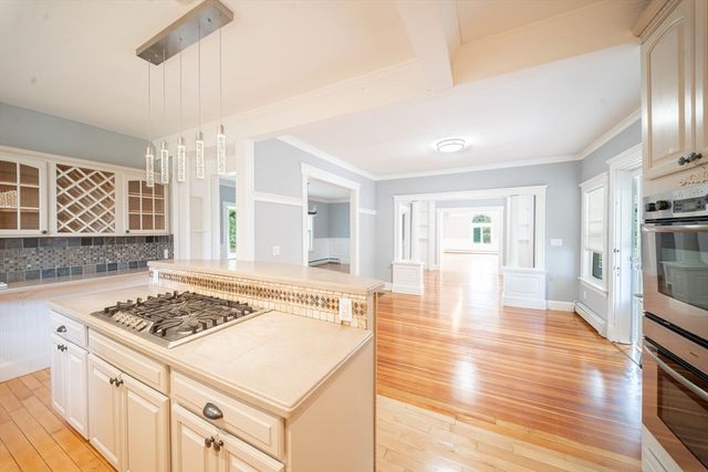 34 Dewey Ave, Braintree, MA 02184