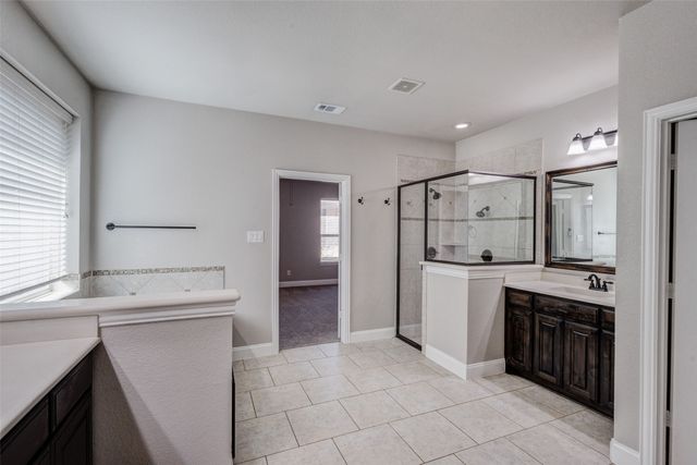 902 Star Grass Drive, Mansfield, TX 76063