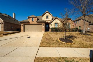 902 Star Grass Drive, Mansfield, TX 76063