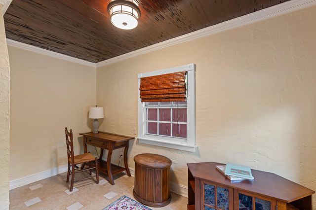 217 Lytton Court, West Palm Beach, FL 33405