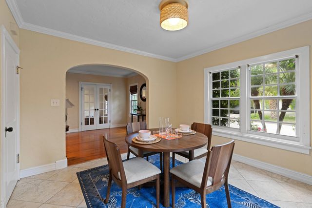 217 Lytton Court, West Palm Beach, FL 33405