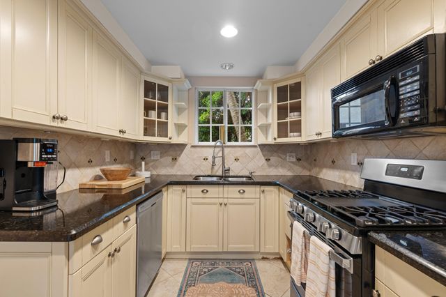 217 Lytton Court, West Palm Beach, FL 33405