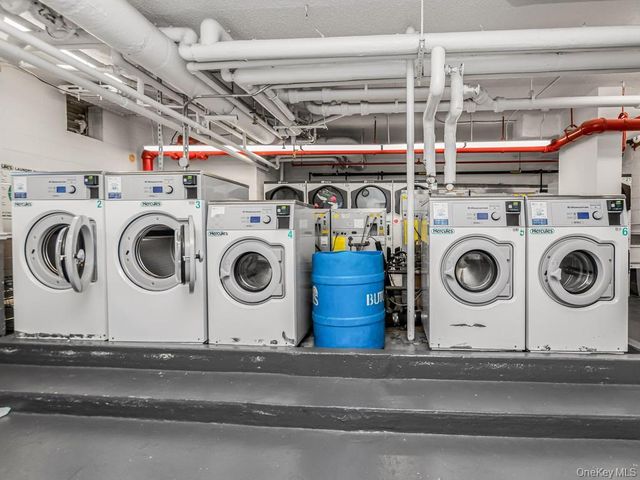 920 Metcalf Avenue 14J, Bronx, NY 10473