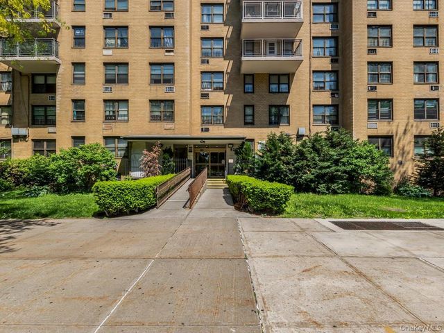 920 Metcalf Avenue 14J, Bronx, NY 10473