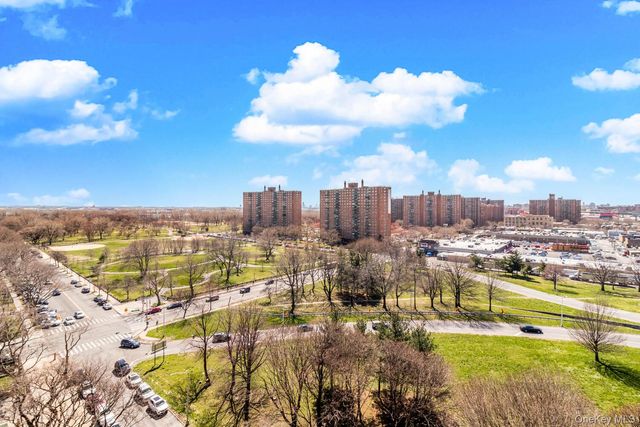 920 Metcalf Avenue 14J, Bronx, NY 10473