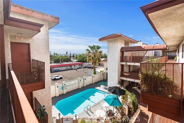 7625 Reseda Boulevard 104, Reseda (los Angeles), CA 91335