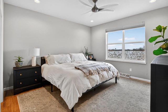 4117 Bear Tree Parkway, Deforest, WI 53532