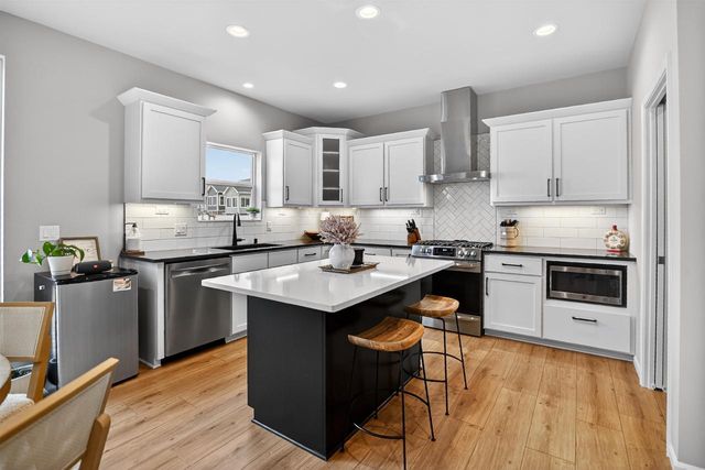 4117 Bear Tree Parkway, Deforest, WI 53532