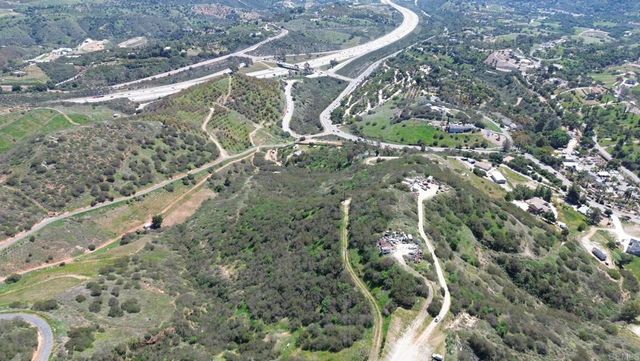 121 Avo Drive, Fallbrook, CA 92028