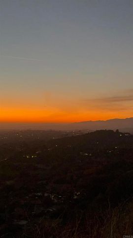 121 Avo Drive, Fallbrook, CA 92028