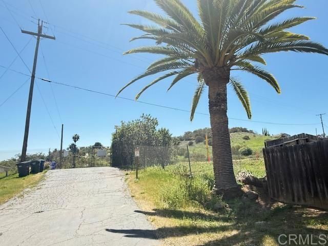 121 Avo Drive, Fallbrook, CA 92028