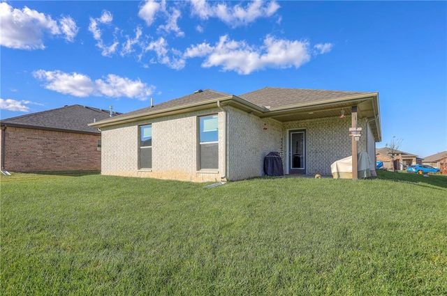 26561 W 84th Street, Lenexa, KS 66227