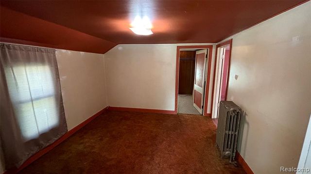 25000 Ann Arbor Trail, Dearborn Heights, MI 48127