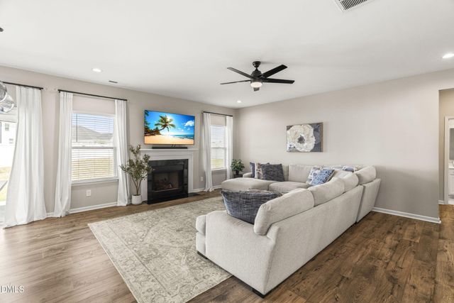 350 Arlie Ln, Lillington, NC 27546