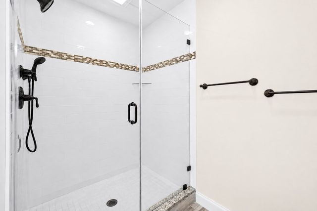 80 Pleasant St 80, Medfield, MA 02052