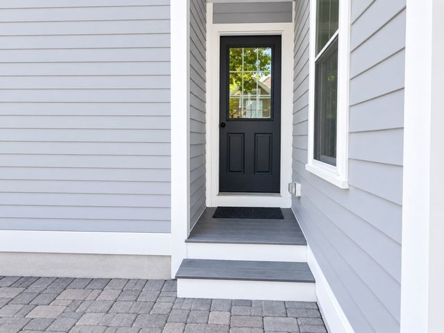 80 Pleasant St 80, Medfield, MA 02052