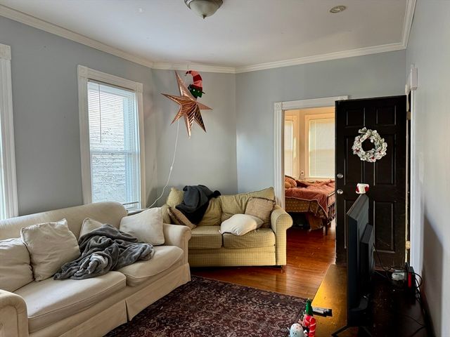 224 Chelsea Street, Boston, MA 02128