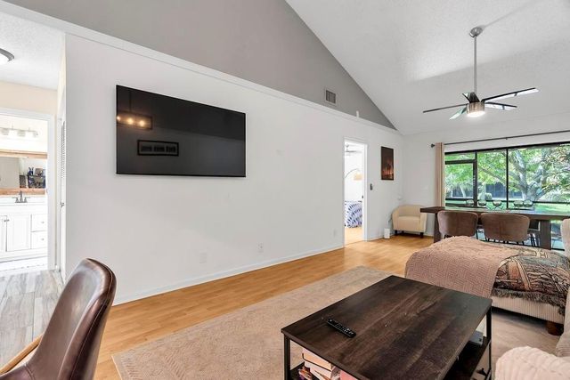 416 Buttonwood Place, Boca Raton, FL 33431