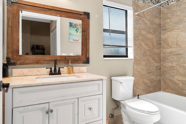 416 Buttonwood Place, Boca Raton, FL 33431