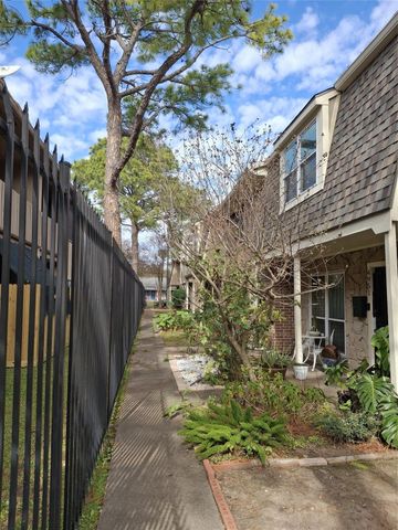 4953 Lamonte Lane, Houston, TX 77092