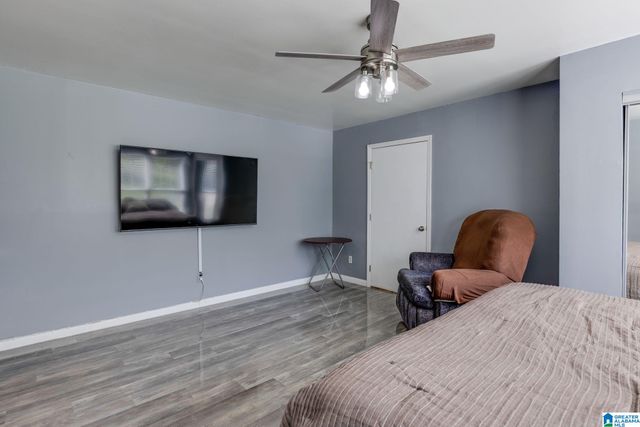 1044 6TH PLACE W, Birmingham, AL 35204