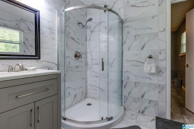 1044 6TH PLACE W, Birmingham, AL 35204