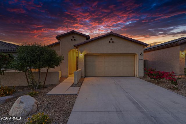 17944 W CEDARWOOD Lane, Goodyear, AZ 85338
