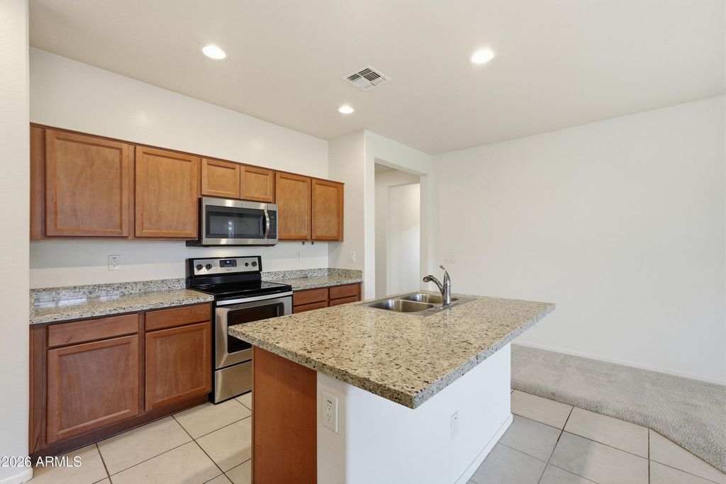 17944 W CEDARWOOD Lane, Goodyear, AZ 85338 — photo 2