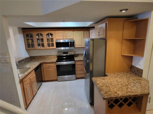 721 SW 148th Ave 310, Sunrise, FL 33325