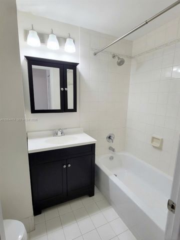 721 SW 148th Ave 310, Sunrise, FL 33325