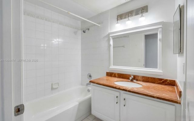 721 SW 148th Ave 310, Sunrise, FL 33325