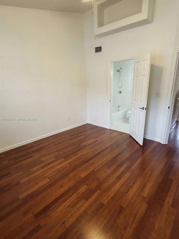 721 SW 148th Ave 310, Sunrise, FL 33325