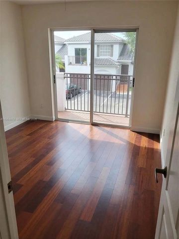 721 SW 148th Ave 310, Sunrise, FL 33325