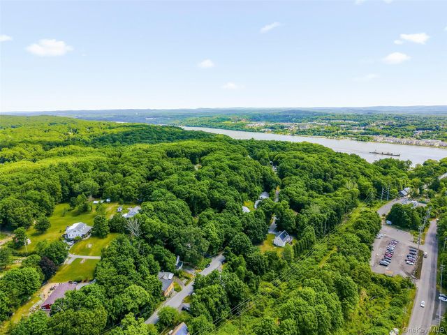33 Mile Hill Road, Highland, NY 12528
