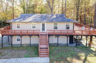 137 Fox Hunters Lane, Broadway, NC 27505