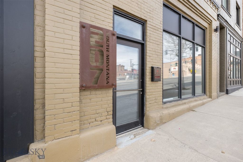 207 S Montana Street, Butte, MT 59701 photo 3