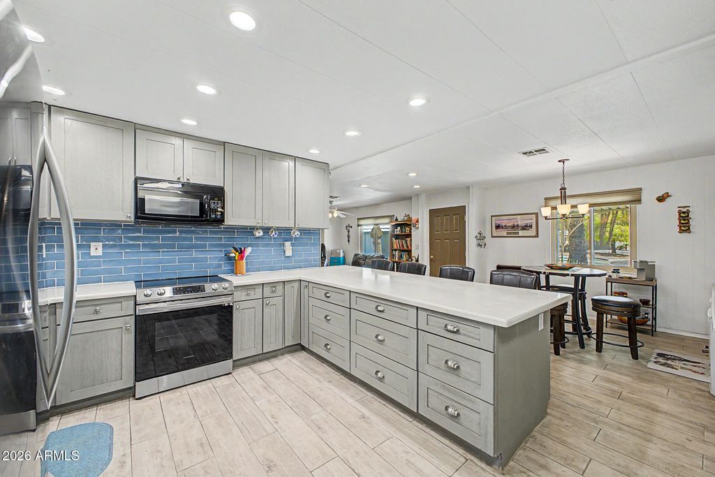 415 S 81ST Place, Mesa, AZ 85208 — exterior