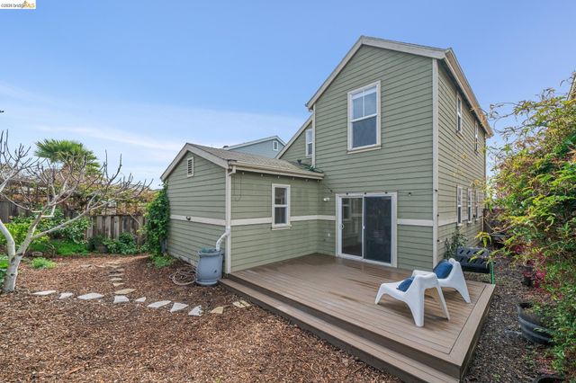 2761 Martin Luther King Jr Ave, Richmond, CA 94804