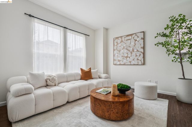 2761 Martin Luther King Jr Ave, Richmond, CA 94804