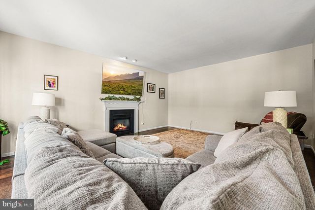 268 W BRANCH RD, Oxford, PA 19363