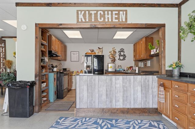 418 Defiance Street, Howe, IN 46746