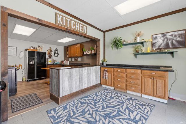 418 Defiance Street, Howe, IN 46746