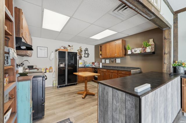 418 Defiance Street, Howe, IN 46746