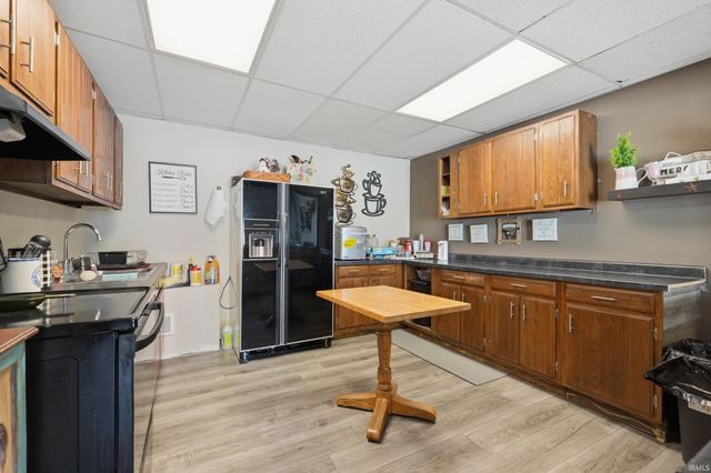 418 Defiance Street, Howe, IN 46746