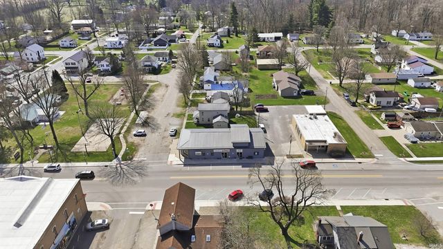 418 Defiance Street, Howe, IN 46746