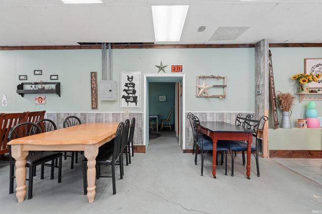 418 Defiance Street, Howe, IN 46746