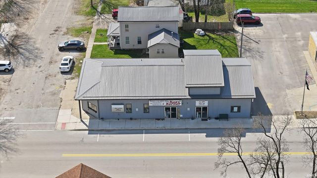 418 Defiance Street, Howe, IN 46746